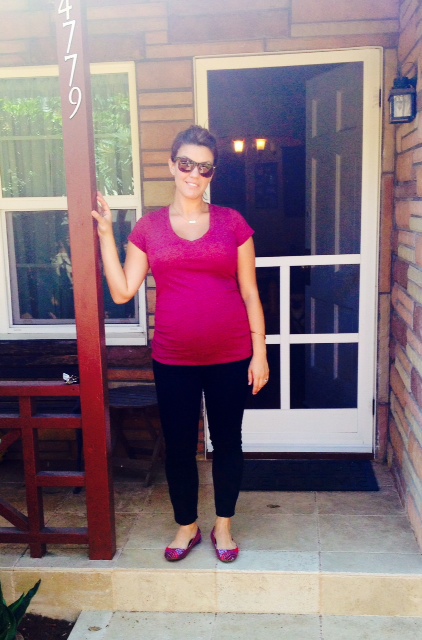 maternity loft skinny jeans * old navy ruched v-neck tee * toms flats